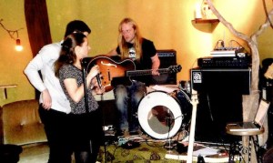 2013 ME AND THE WHITE RABBITS