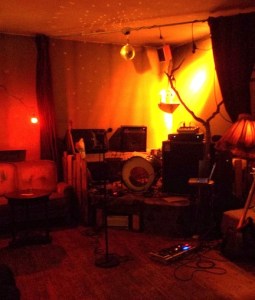 2013 ME AND THE WHITE RABBITS ON STAGE @ MANO BERLIN 